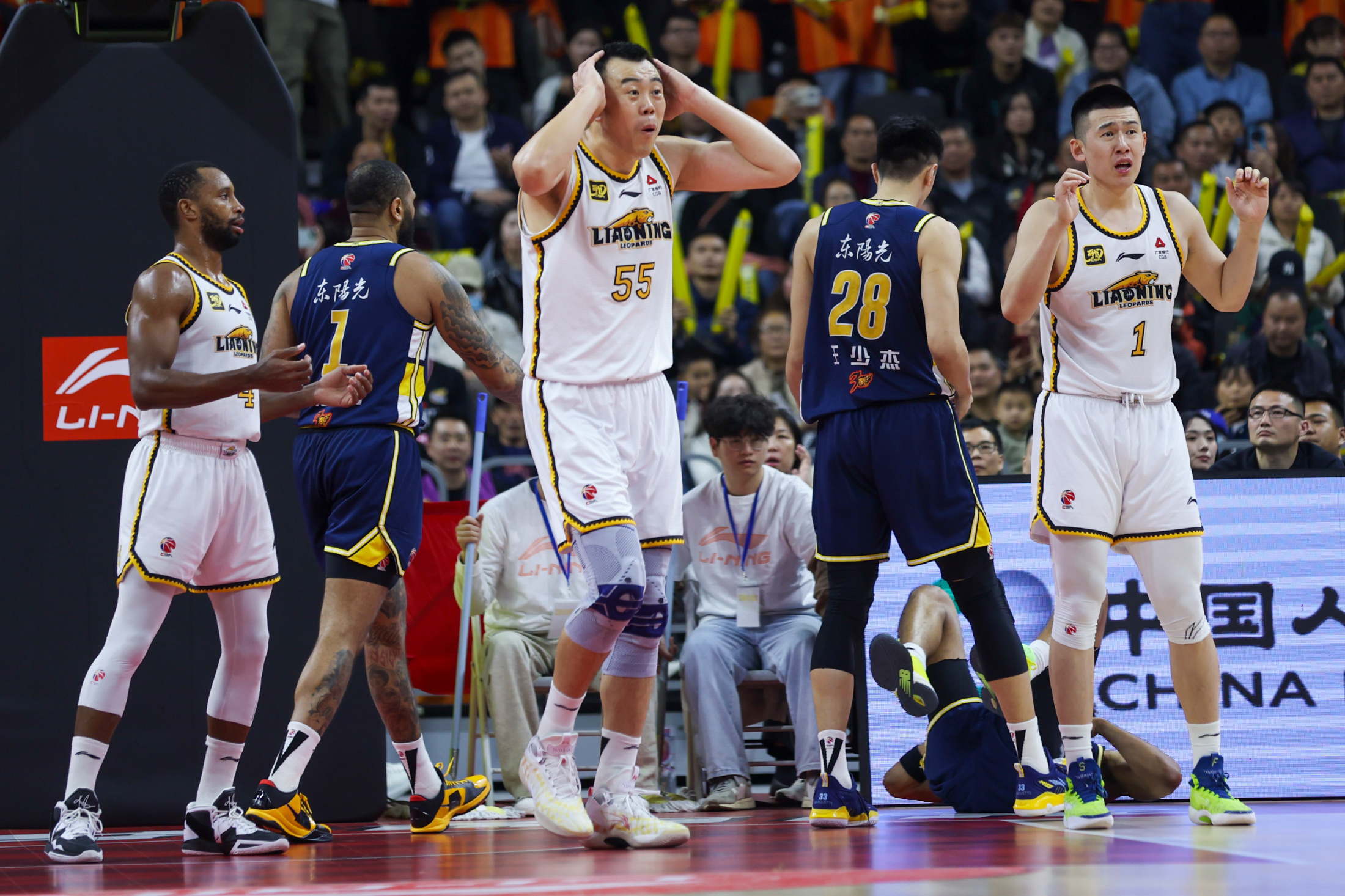 冲刺阶段体能课后，辽宁本钢扳平良机备战全明星赛，球迷炸锅，心理建设被强调的简单介绍